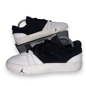 Jordan Series.03 ES 'Black White' DN1856-061 Men's 7.5 Women's 9